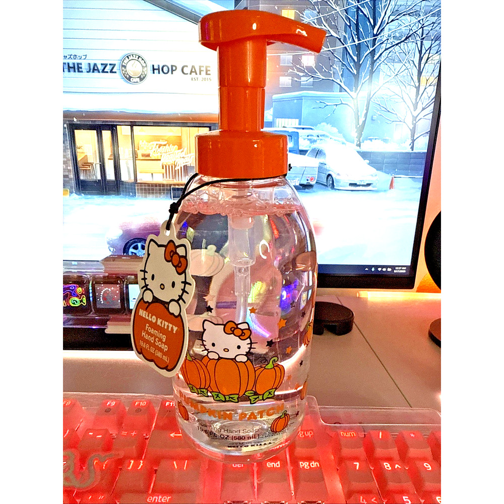 Hello Kitty Halloween Hand Soap Pumpkin Patch Foaming Scented 19.6oz 2025 Sanrio